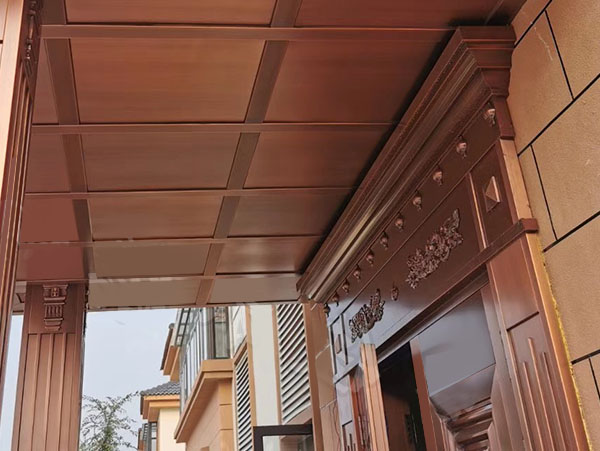 不锈钢氟碳漆板应用在别墅上